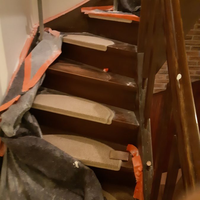 Escalier bois à Stotzheim AVANT/APRES Ostwald 1