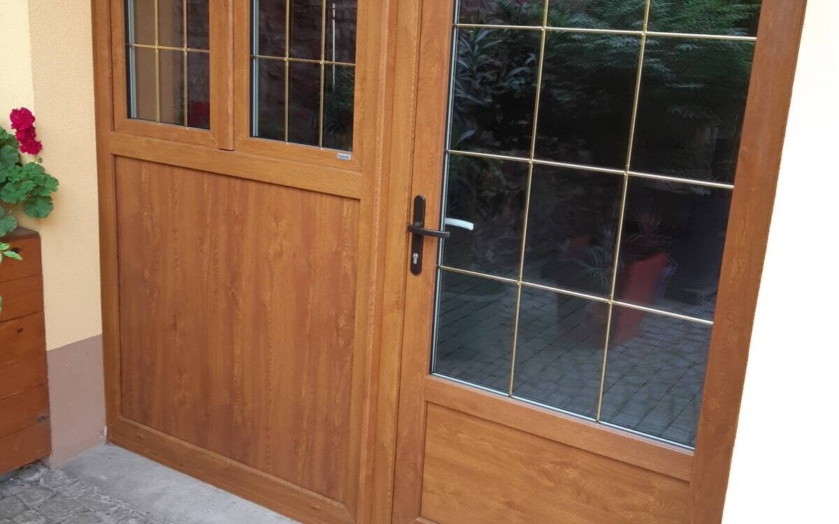 Porte d&#8217;entrée d&#8217;un gîte à Itterswiller Obernai